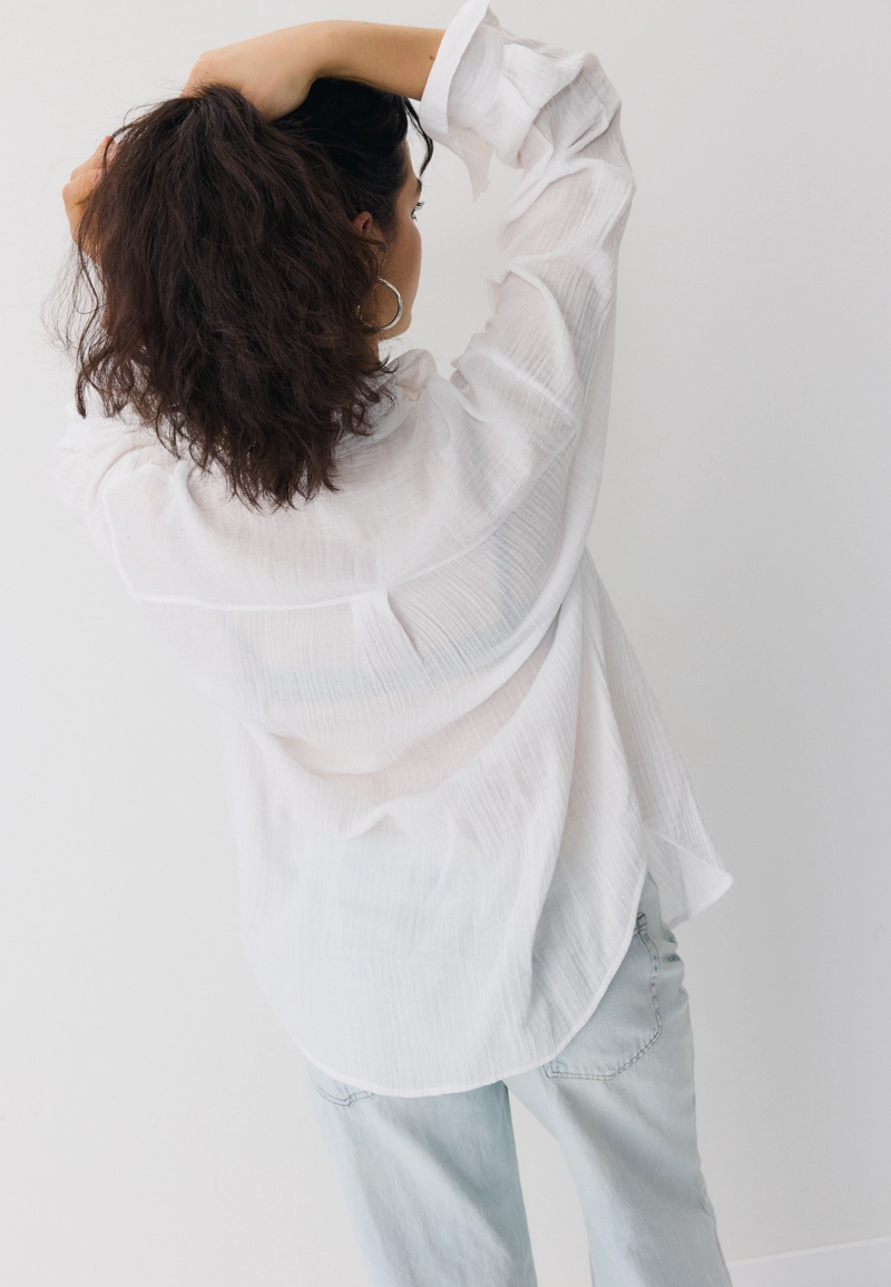 Базовая рубашка из двух видов ткани