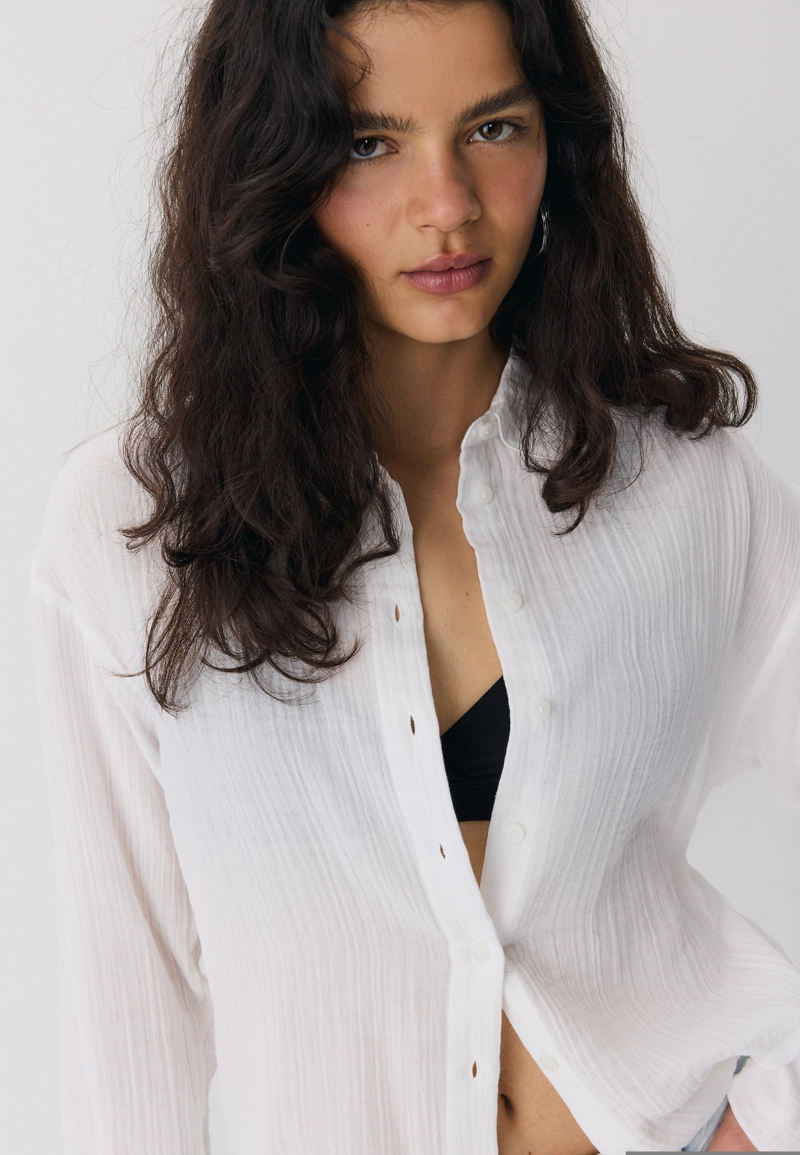 Базовая рубашка из двух видов ткани