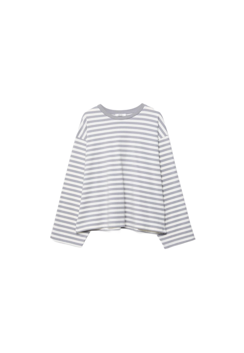 Полосатая футболка с длинными рукавами