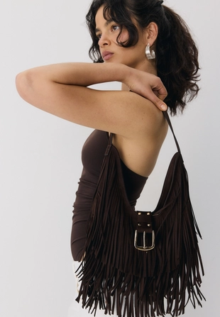 Сумка на плечо с бахромой и пряжкой- Заказать в России