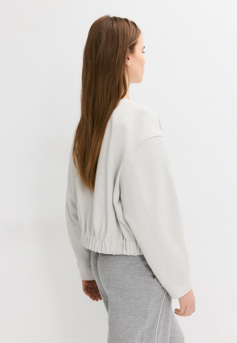 Куртка с круглым вырезом