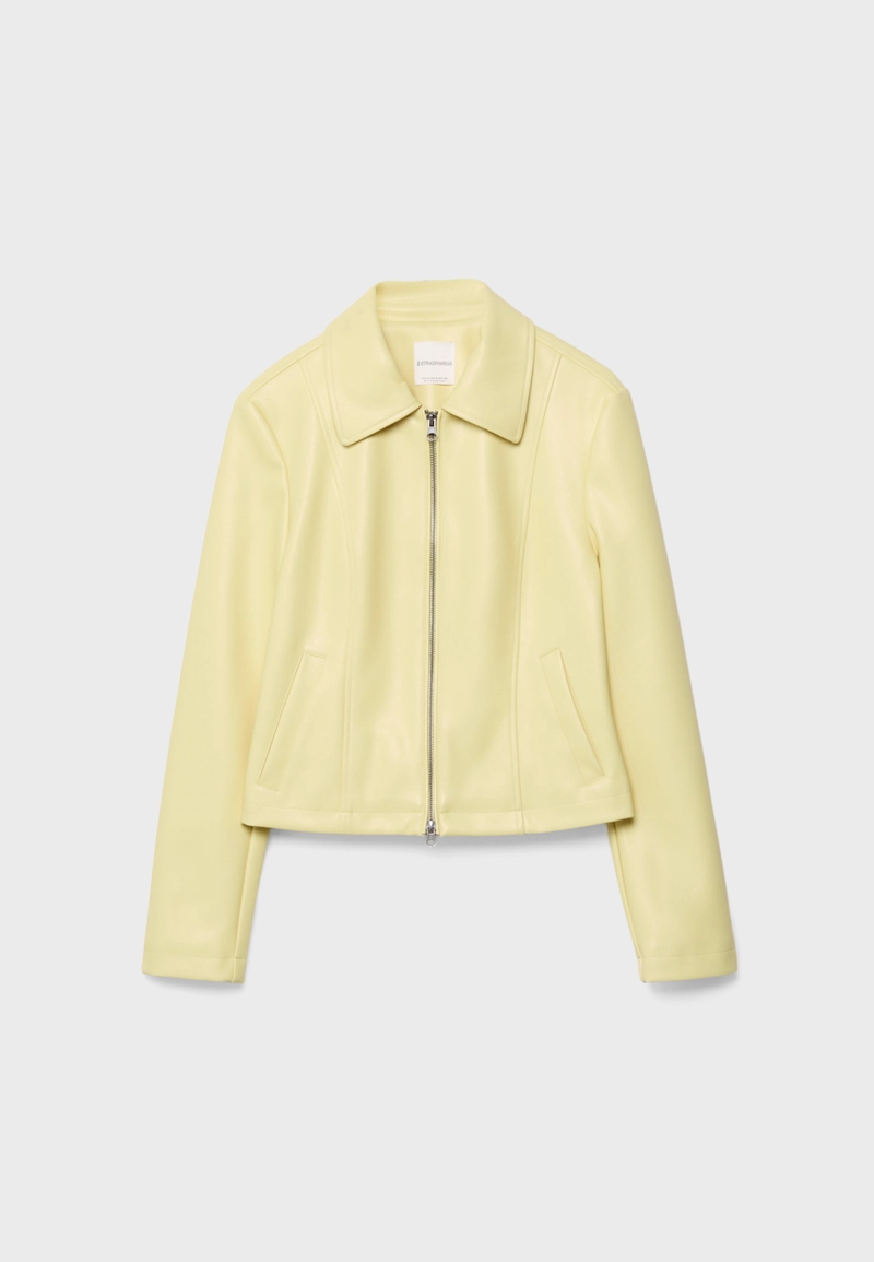 Приталенная куртка из искусственной кожи