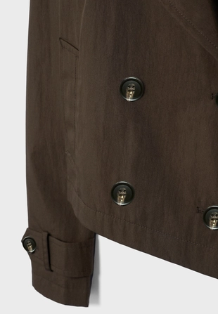 Укороченный двубортный тренч- Заказать в России