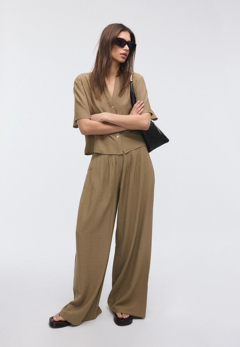 Рубашка свободного кроя на пуговицах