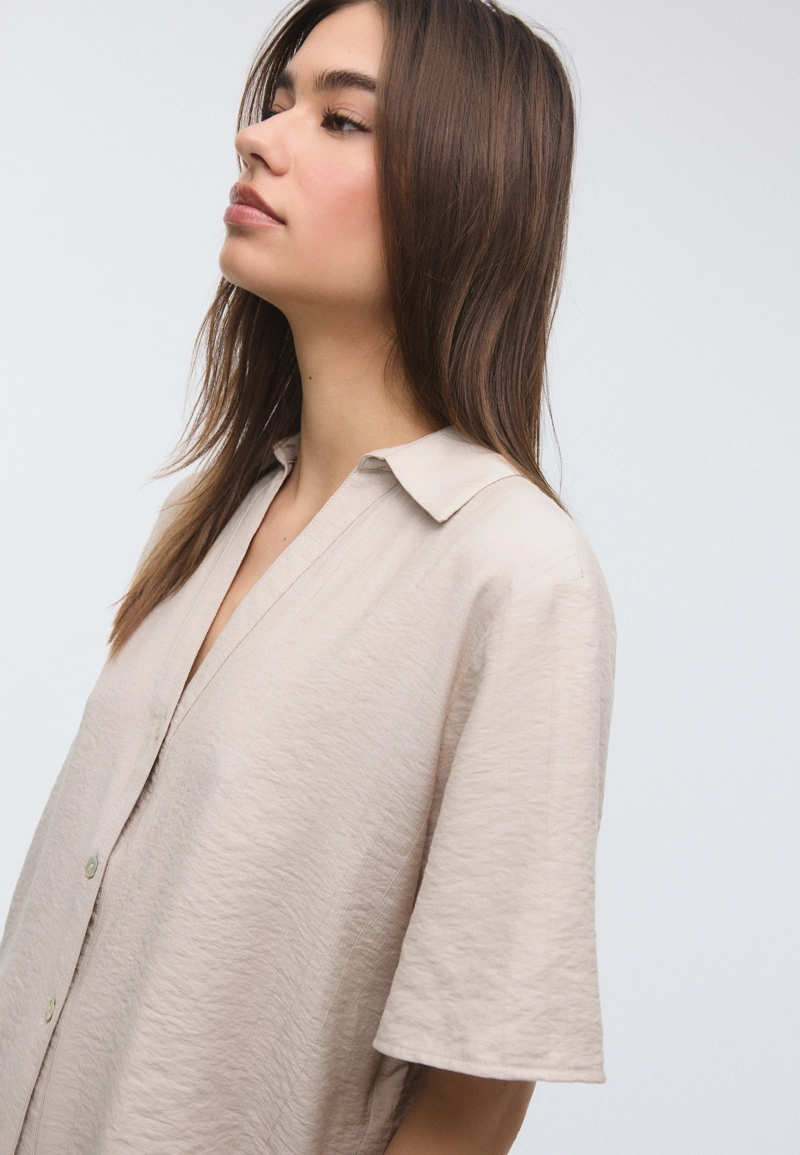 Рубашка свободного кроя на пуговицах