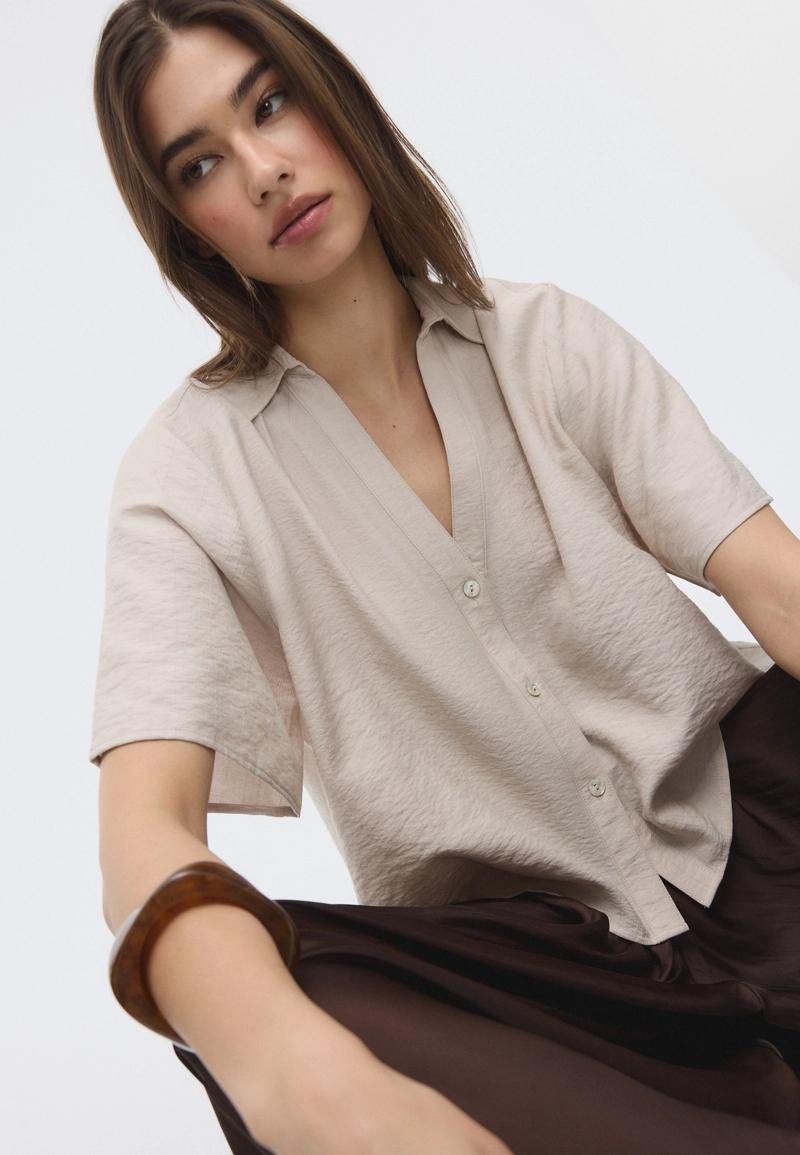 Рубашка свободного кроя на пуговицах
