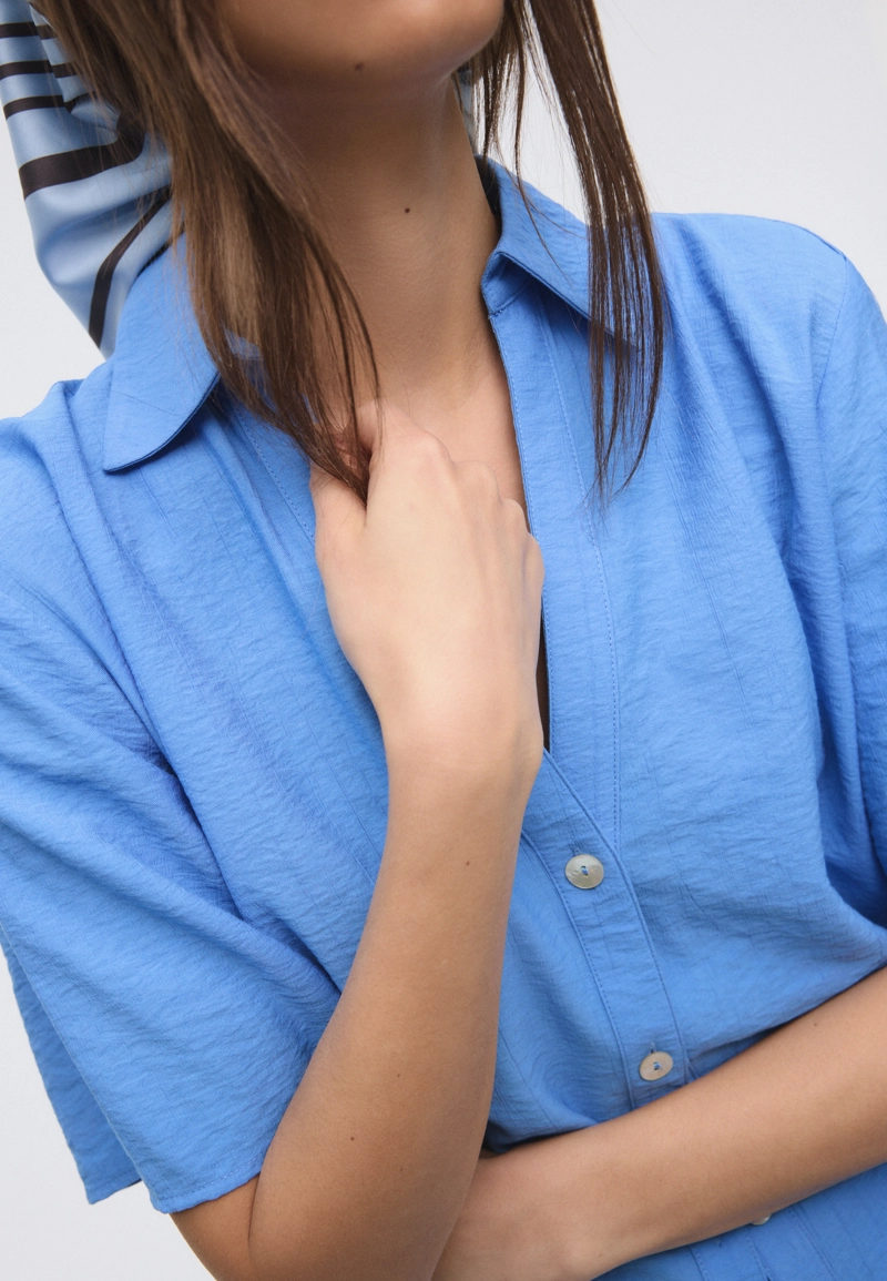 Рубашка свободного кроя на пуговицах