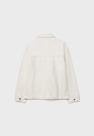 Джинсовая куртка с накладными карманами- Заказать в России