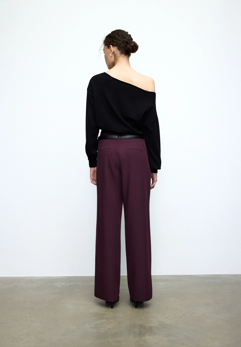 Прямые струящиеся брюки с поясом