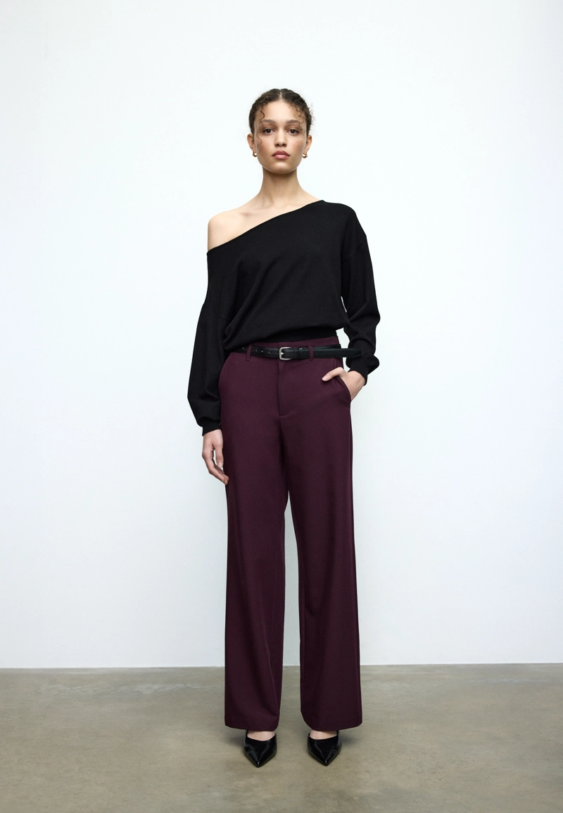 Прямые струящиеся брюки с поясом