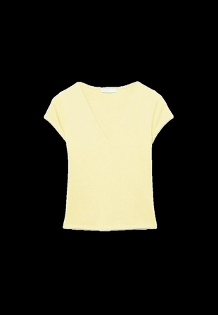 Футболка с короткими рукавами и V-образным вырезом- Заказать в России