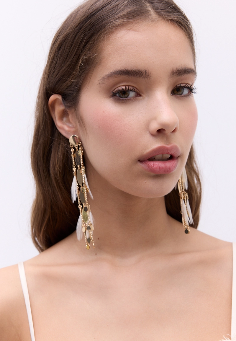 Длинные серьги с текстурой