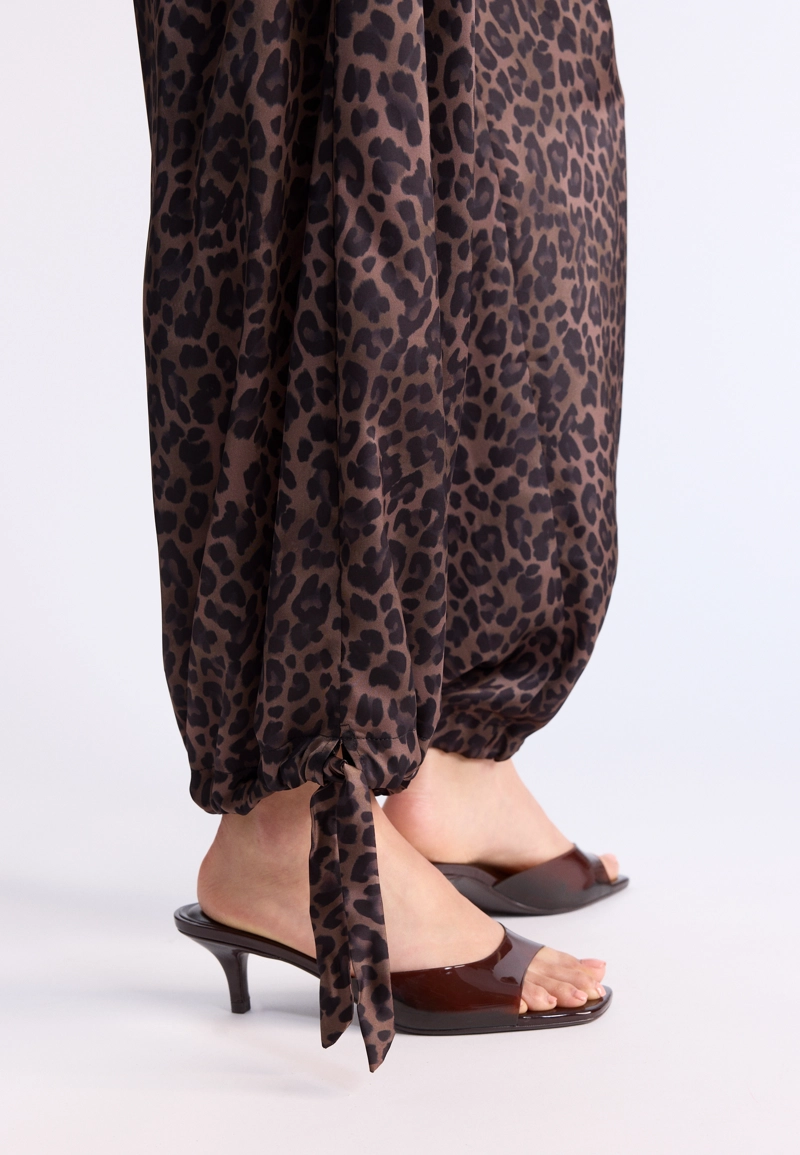 Атласные брюки с принтом