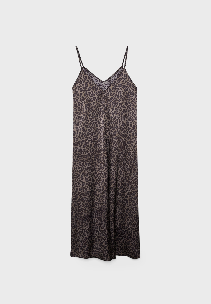 Длинное атласное платье