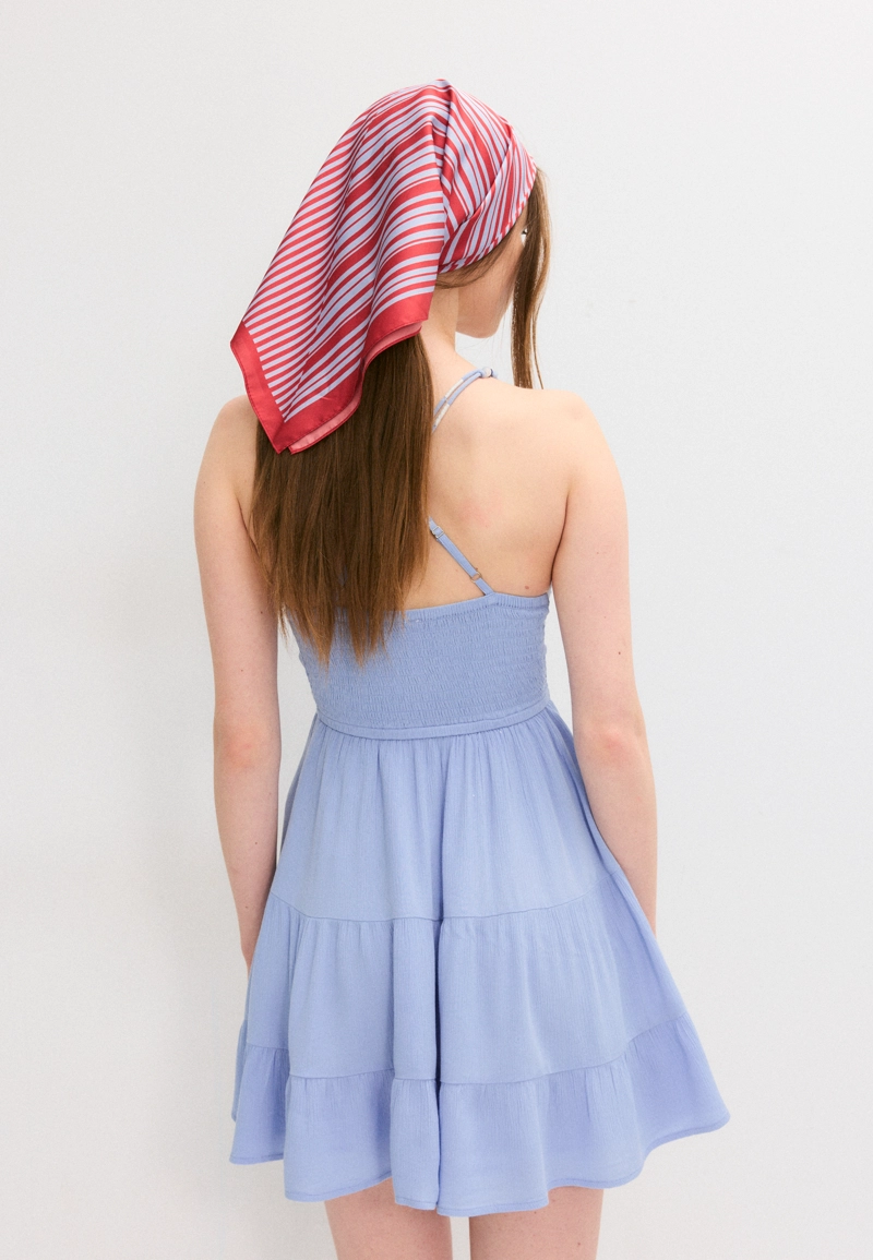 Короткое платье с бисером