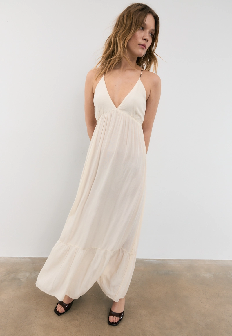 Длинное платье из вискозы с бусинами