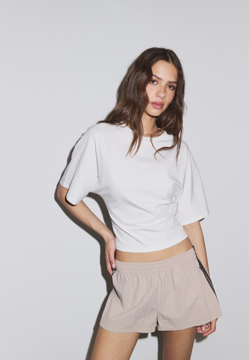 Мини-шорты высокотехнологичные