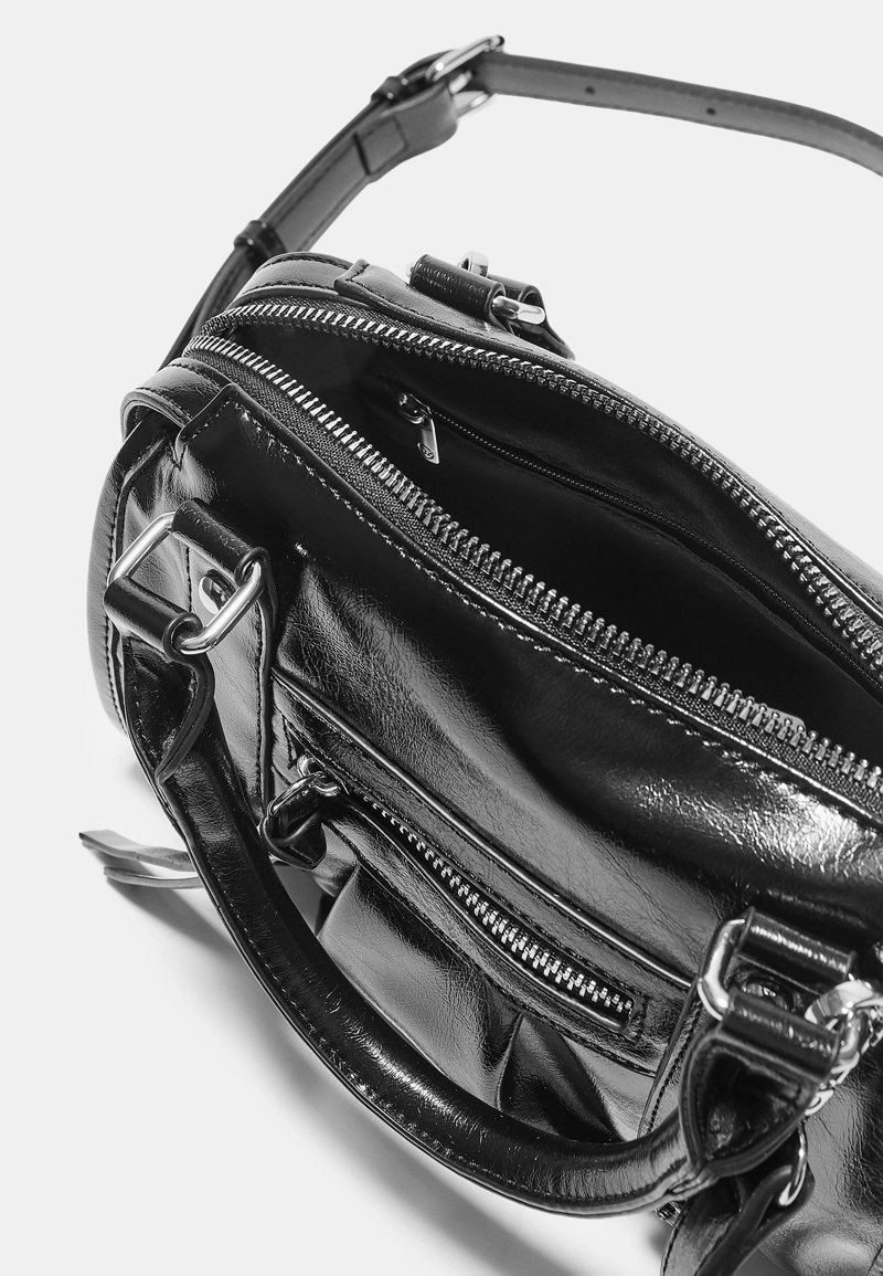 Сумка-боулинг с плечевым ремнем из искусственной кожи