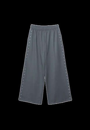 Брюки из футера с заклепками- Заказать в России