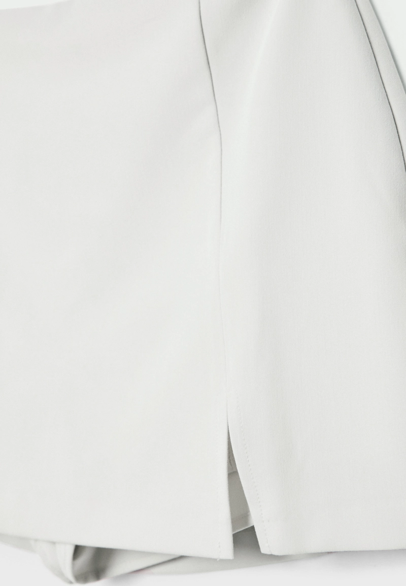 Юбка-шорты с боковым разрезом