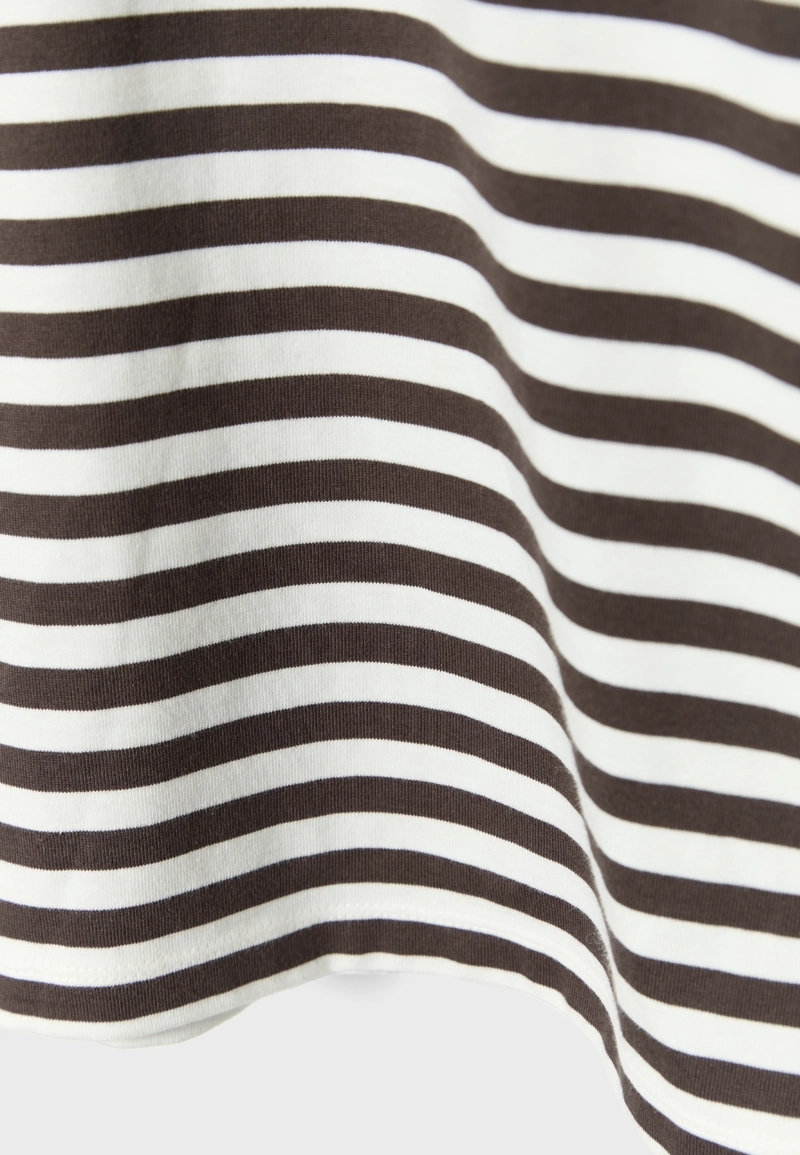 Футболка Boxy с короткими рукавами