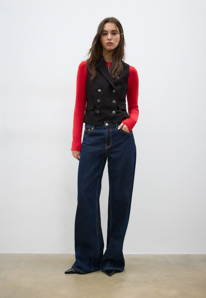 Двубортный жилет