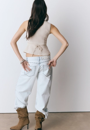 Жилет на пуговицах- Заказать в России