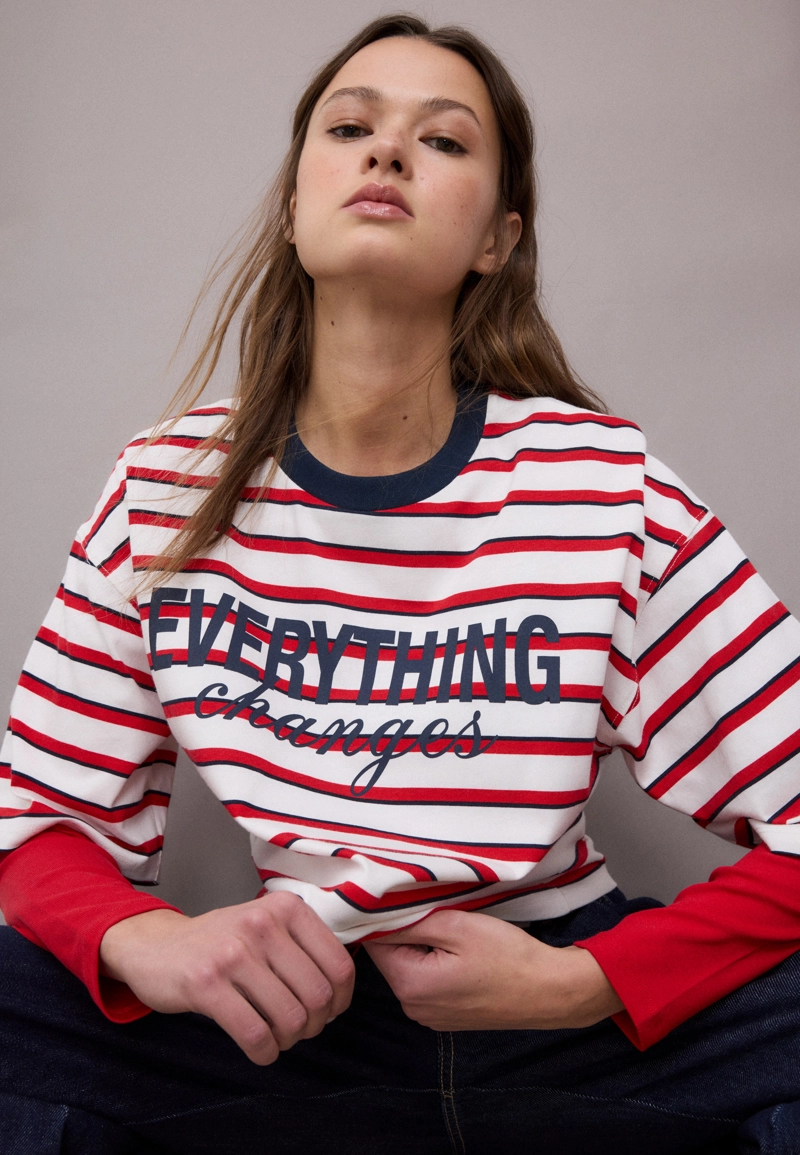 Футболка с короткими рукавами, в полоску, с принтом