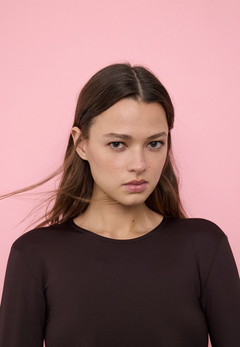 Боди из полиамида с длинными рукавами