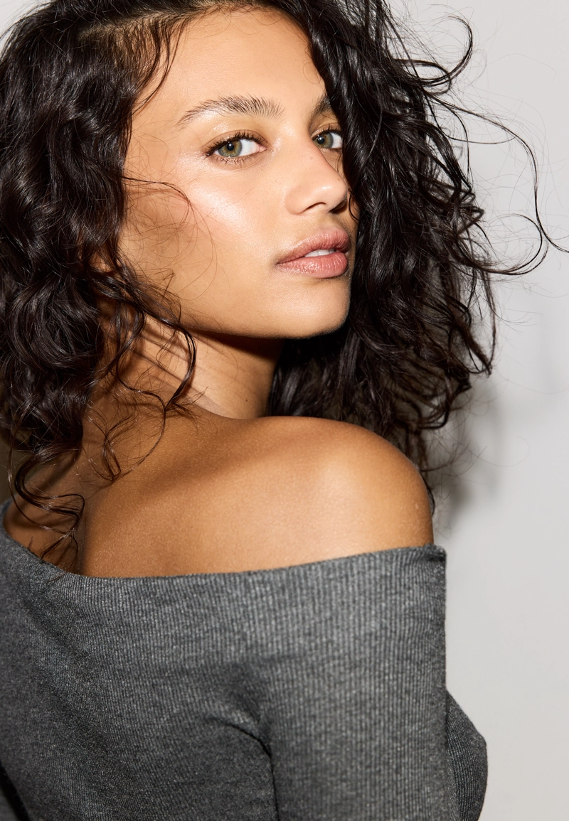 Асимметричная футболка с рюшами