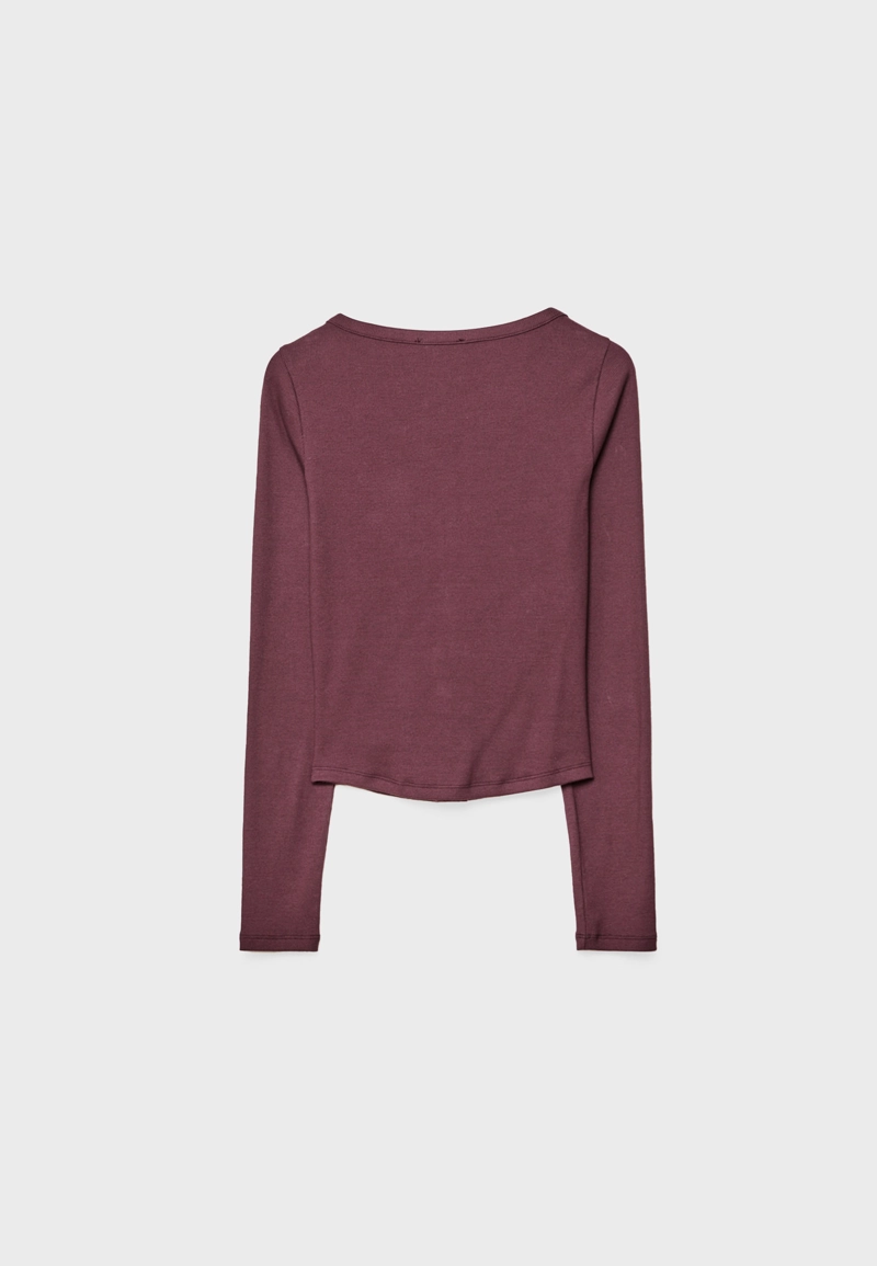 Топ с пуговицами