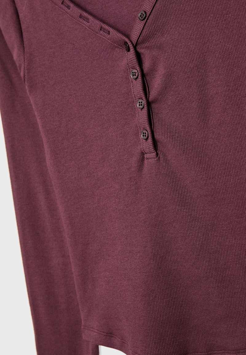 Топ с пуговицами