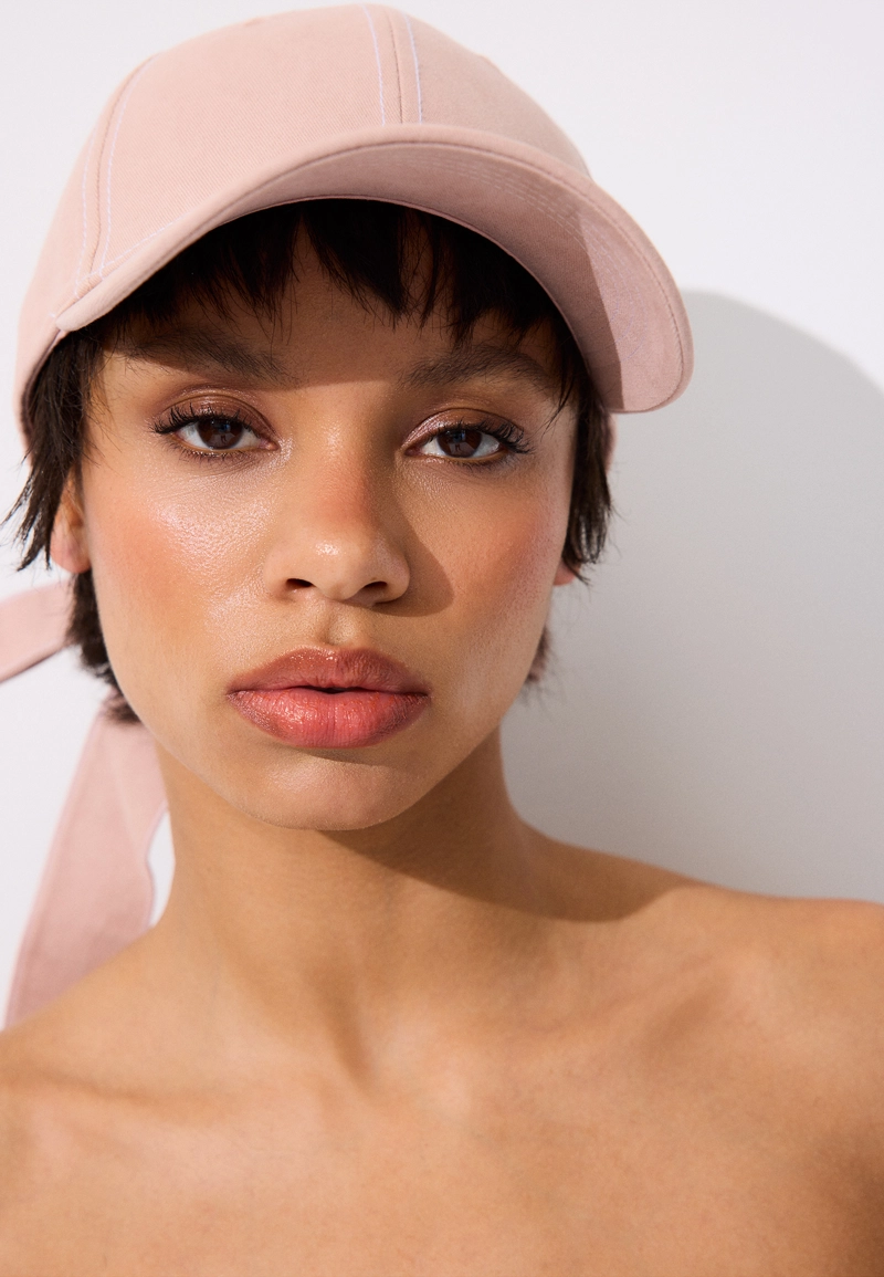 Кепка с бантом