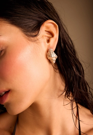 Серьги-ракушки с блестящей отделкой- Заказать в России