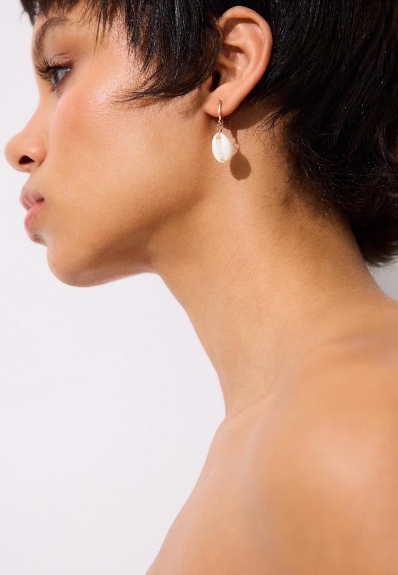 Набор из 9 серег «Ракушка»