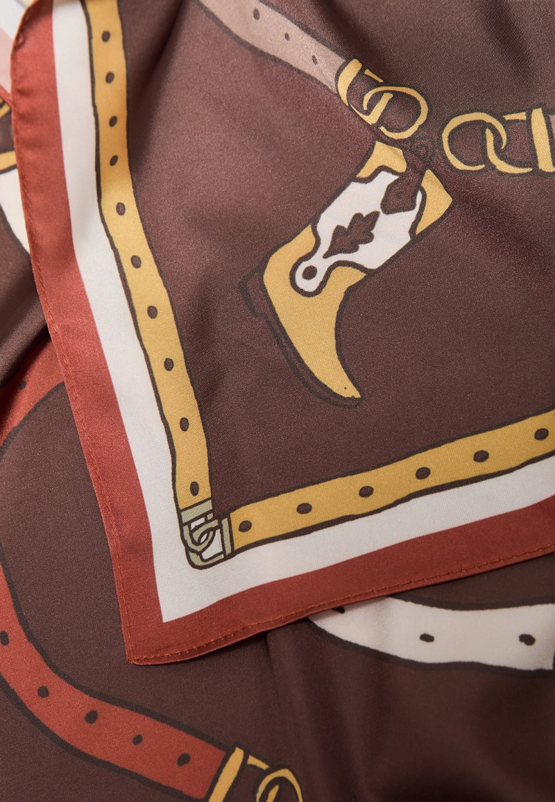 Платок с принтом в виде замков