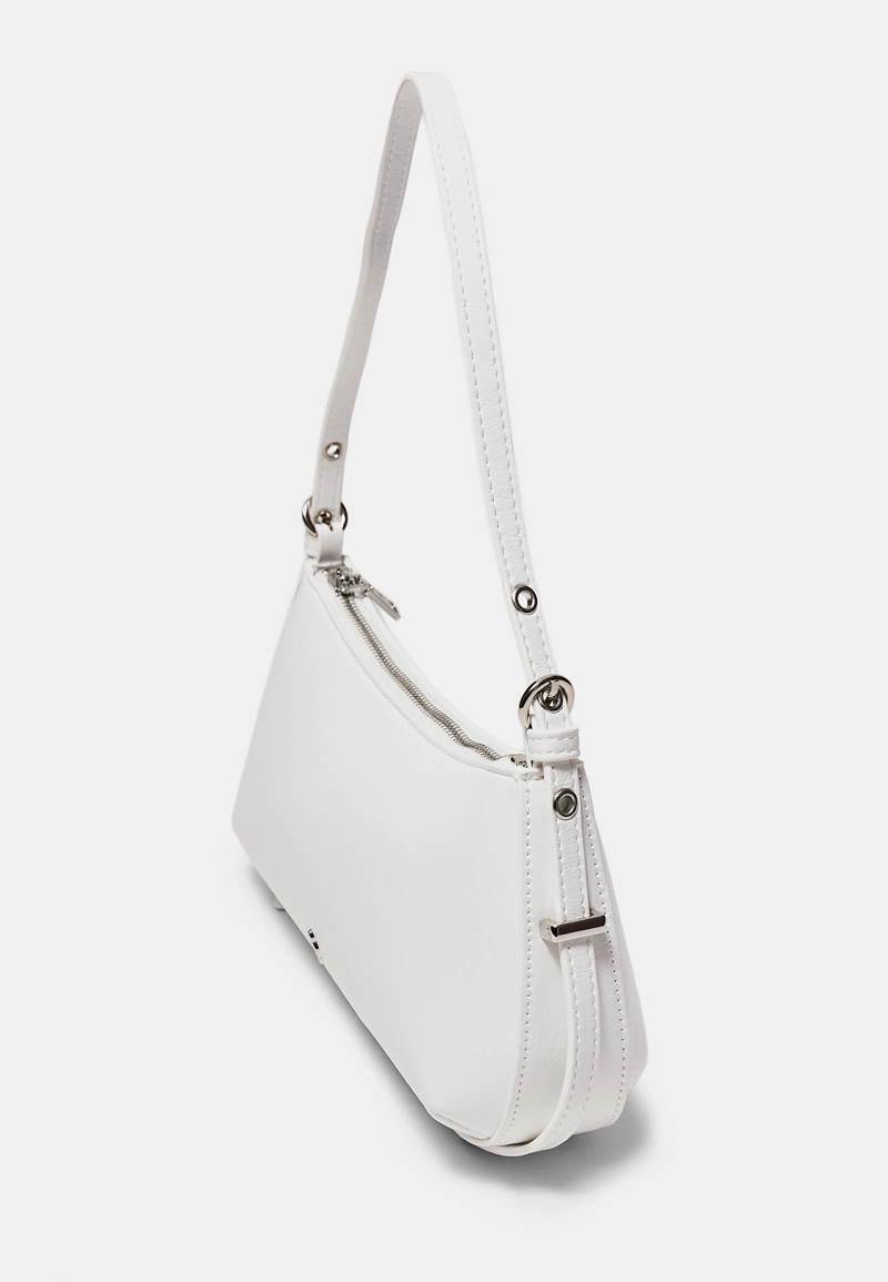 Удлиненная сумка на плечо с люверсами