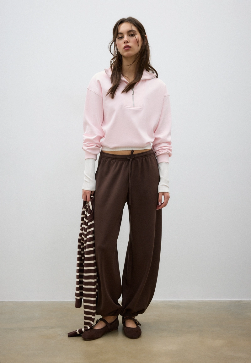 Толстовка с воротником-стойкой на молнии