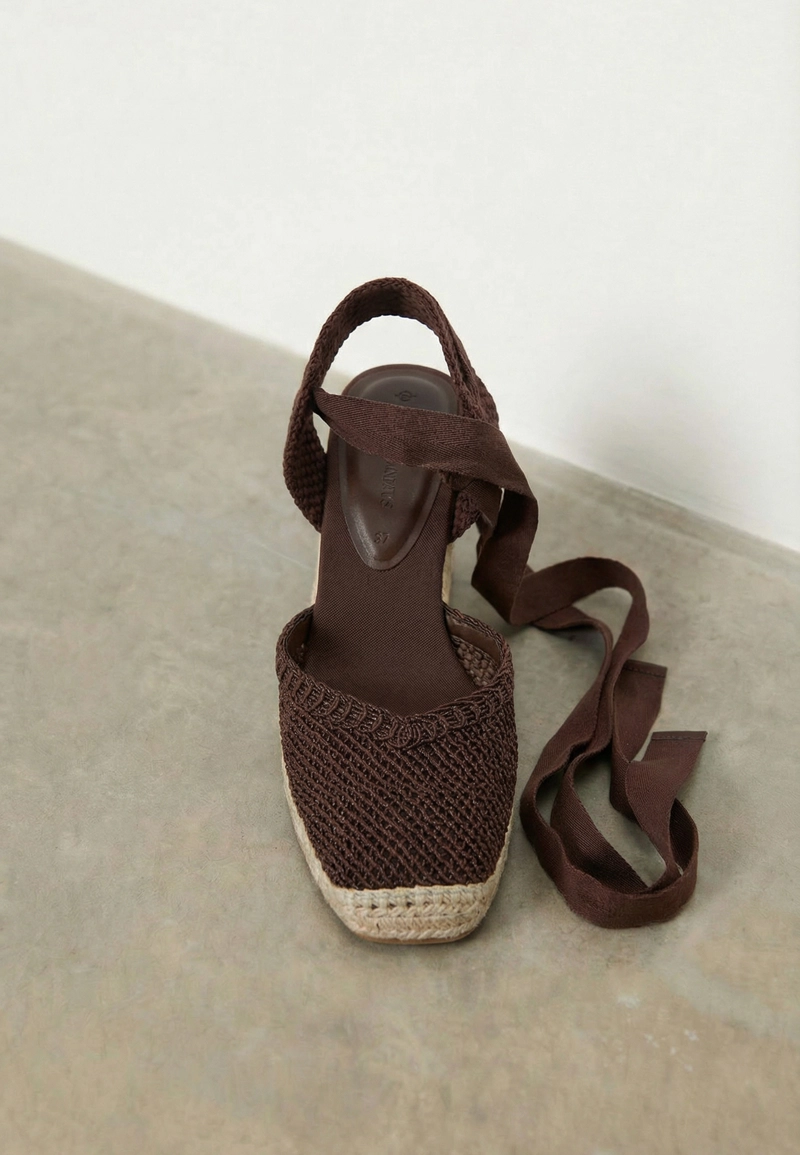 Эспадрильи на танкетке, завязки