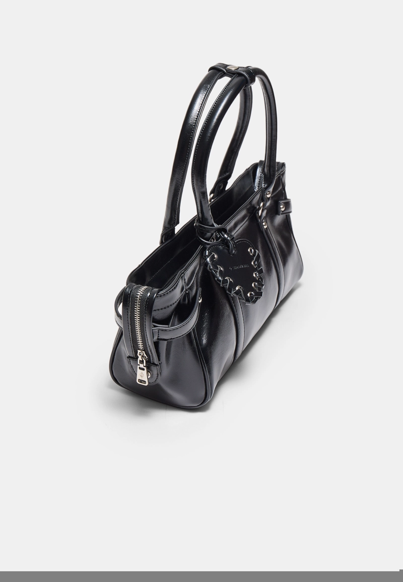 Сумка на плечо с сердечком