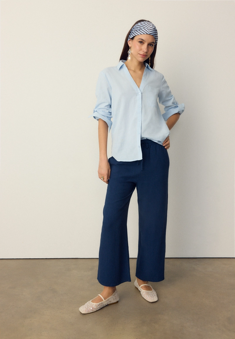 Свободная рубашка с карманом из льняной ткани