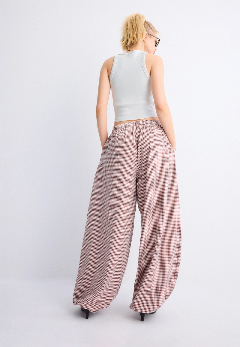 Объемные брюки из поплина