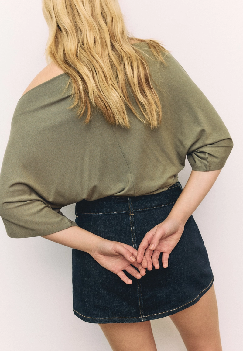 Базовая футболка с рукавами «летучая мышь»