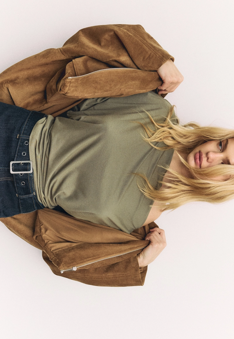 Базовая футболка с рукавами «летучая мышь»