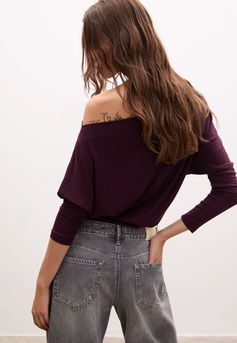 Асимметричная футболка из модала