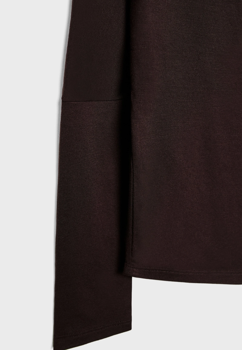 Асимметричная футболка из модала