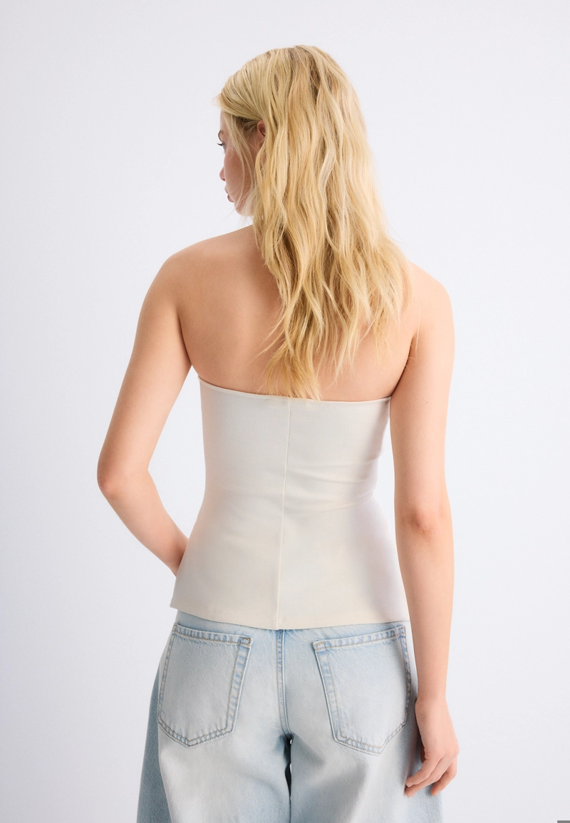 Бандо с вырезом сердечком