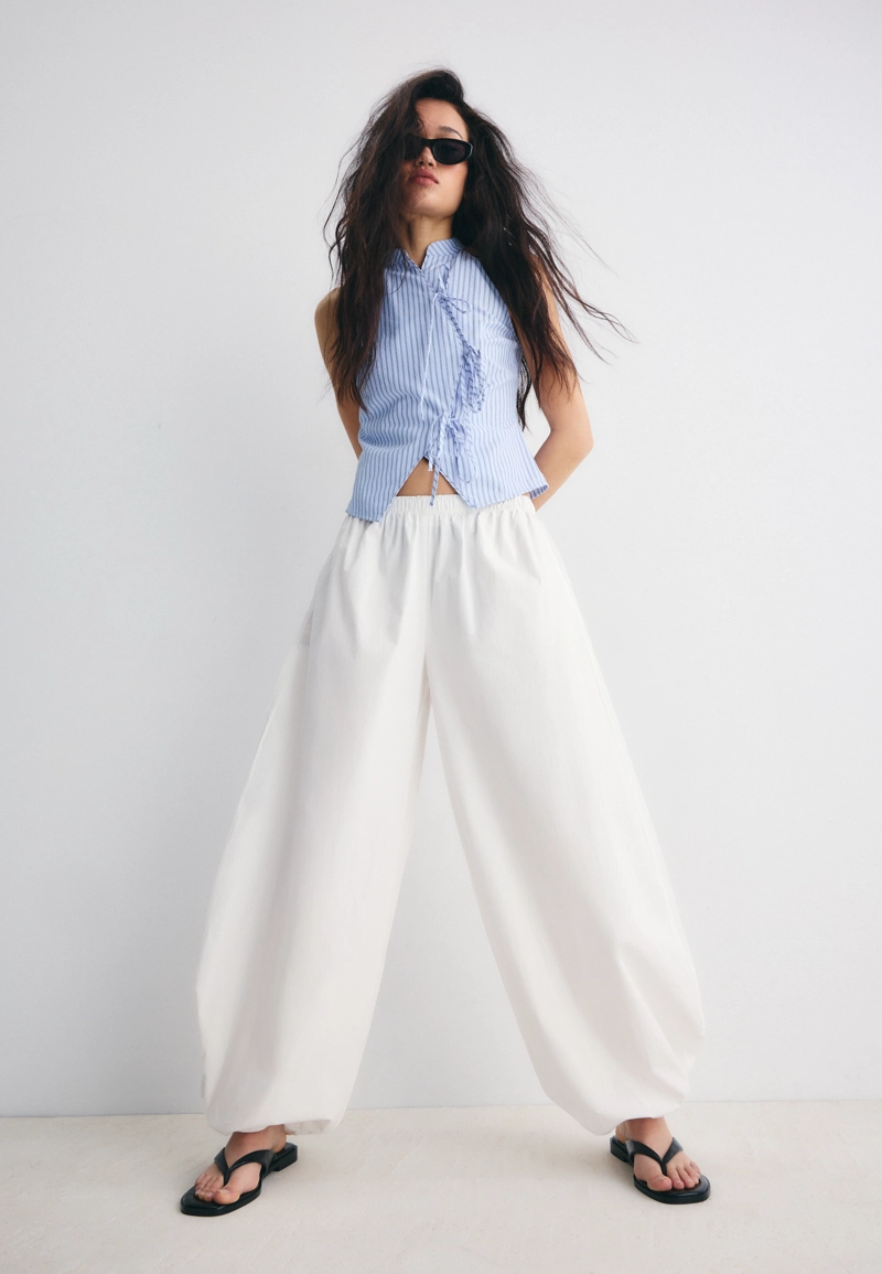 Объемные брюки из поплина