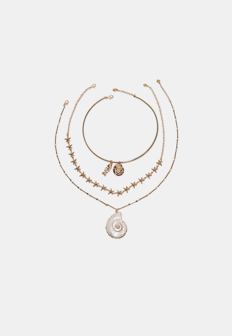 Набор из 3 колье с подвесками-ракушками