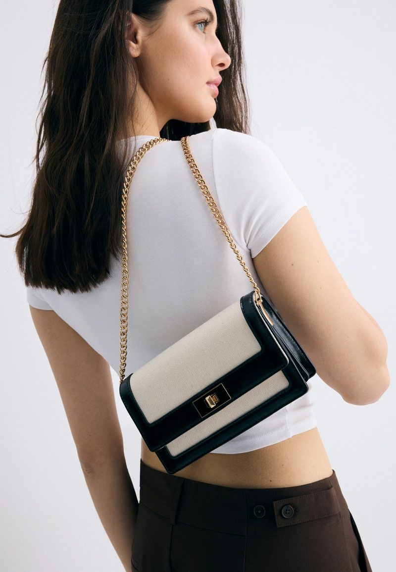 Комбинированная сумка-слинг из канваса